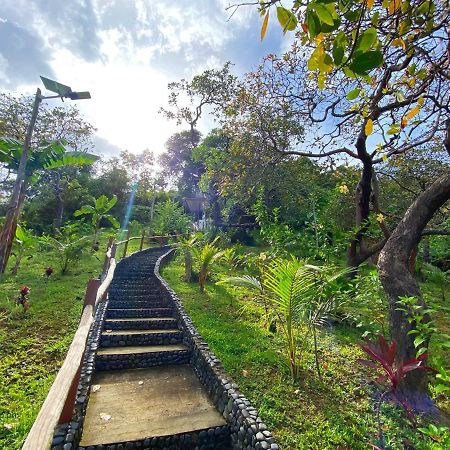 Ced Garden Hotel El Nido Bagian luar foto